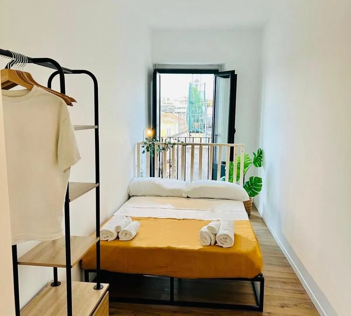 The Shelter Island Apartment Catania 0*,  Italy